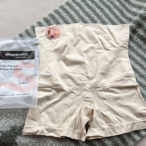 NWT Shapermint Essentials High Waisted Shaper Boyshort - Cream.  Size 3XL.